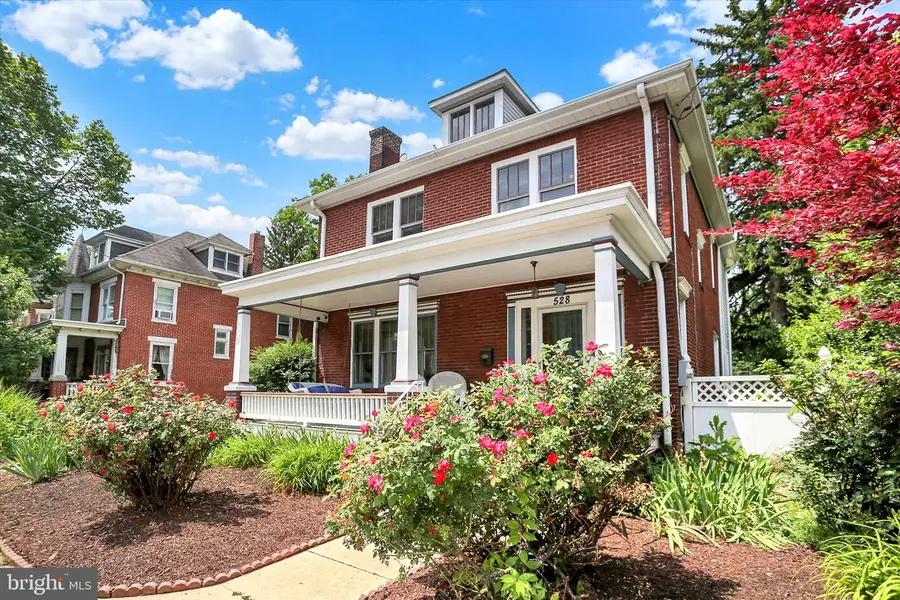 528 S Hanover St, Carlisle, PA 17013 - #3