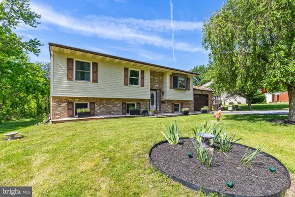 228 Woods Drive, MECHANICSBURG, PA 17050