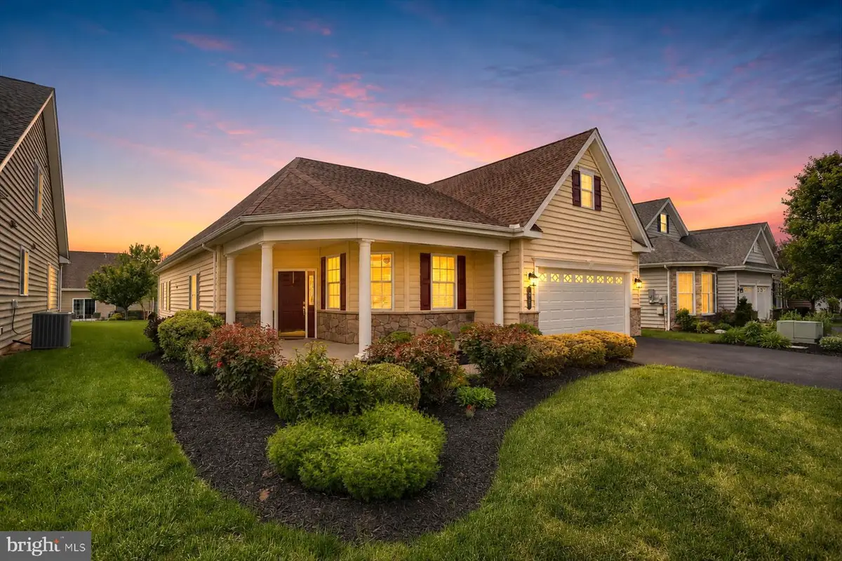 86 Presidents Dr, Mechanicsburg, PA 17050 - #1