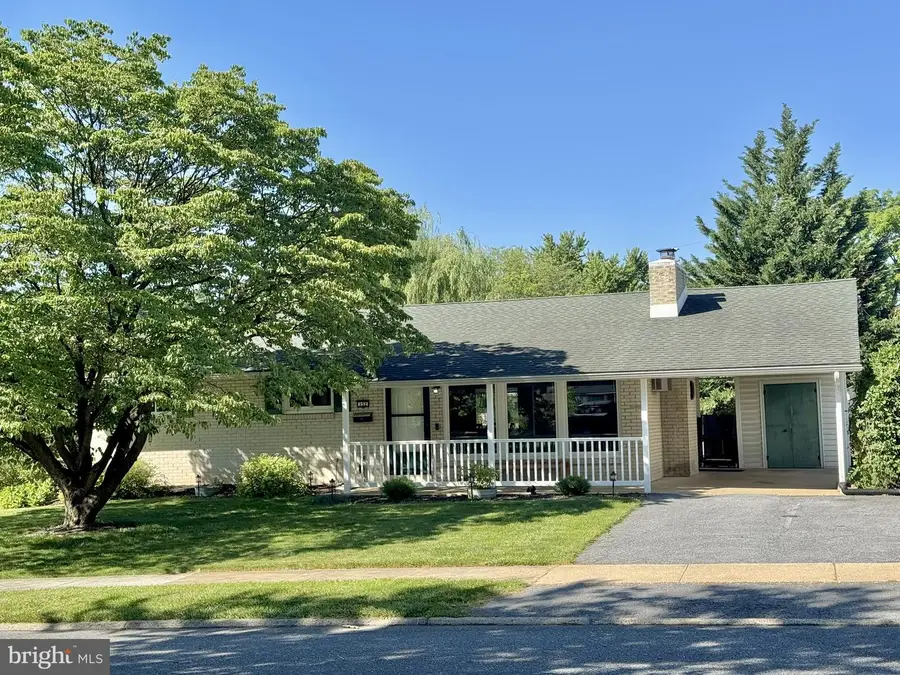 132 Yorkshire Dr, Mechanicsburg, PA 17055 - #2