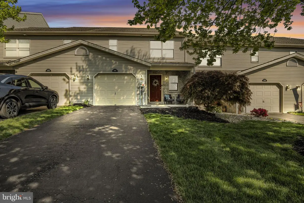1490 Maplewood Dr, New Cumberland, PA 17070 - #1