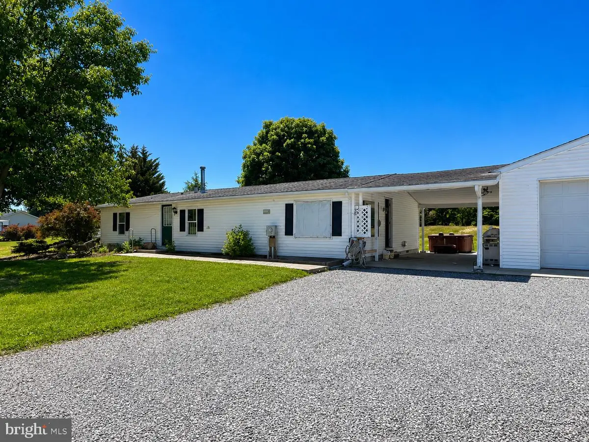 526 Pine Rd, Carlisle, PA 17015 - #1