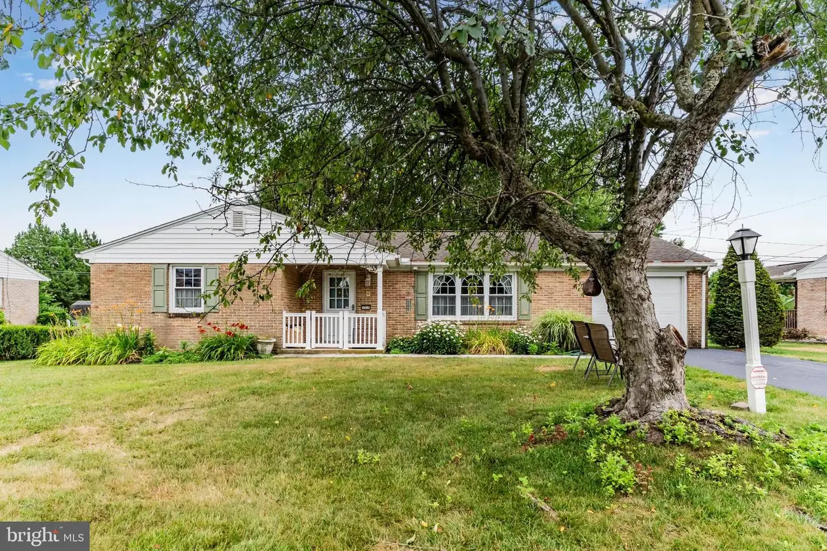 1516 Hemlock Avenue, Carlisle, PA 17013 - #1
