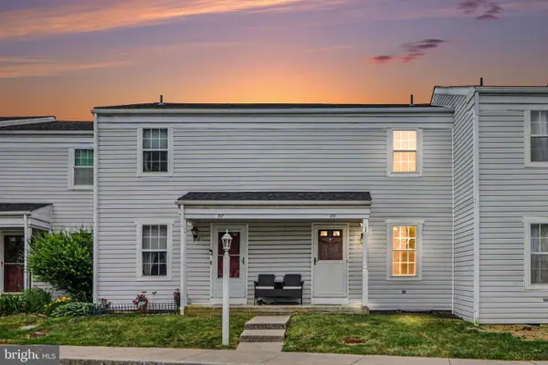 819 Old Silver Spring Rd, MECHANICSBURG, PA 17055