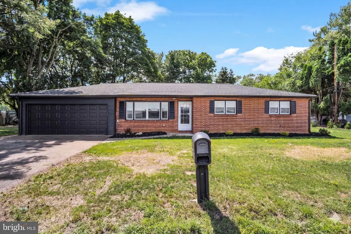 165 Salem Church Rd, Mechanicsburg, PA 17050 - #1