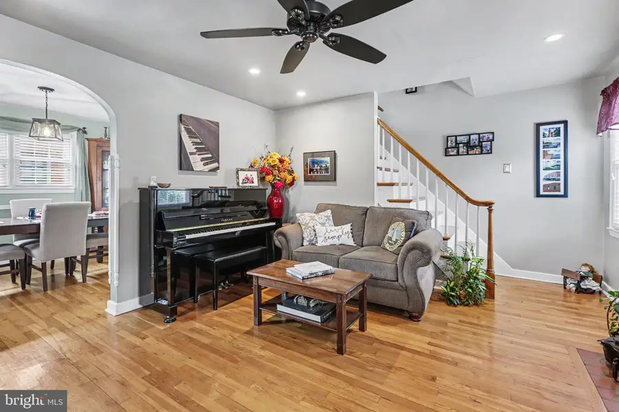 1707 Lincoln Dr, Camp Hill, PA 17011 - #3