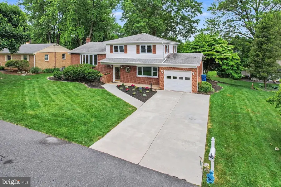 412 Allegheny Drive, Mechanicsburg, PA 17055 - #3