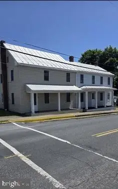 5 N High Street, NEWBURG, PA 17240