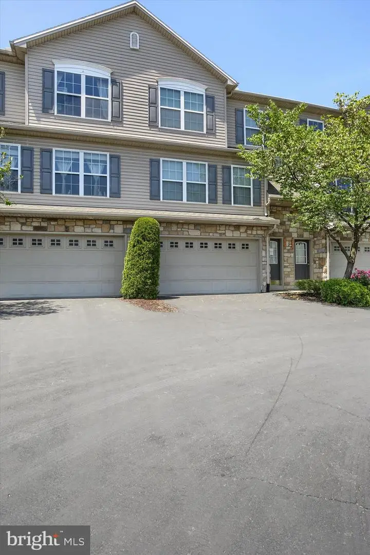 6347 Mercury Dr, Mechanicsburg, PA 17050 - #2
