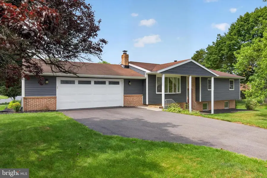 807 Lancelot Avenue, Mechanicsburg, PA 17055 - #2