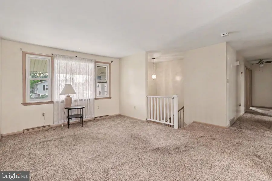 1200 Gross Dr, Mechanicsburg, PA 17050 - #3