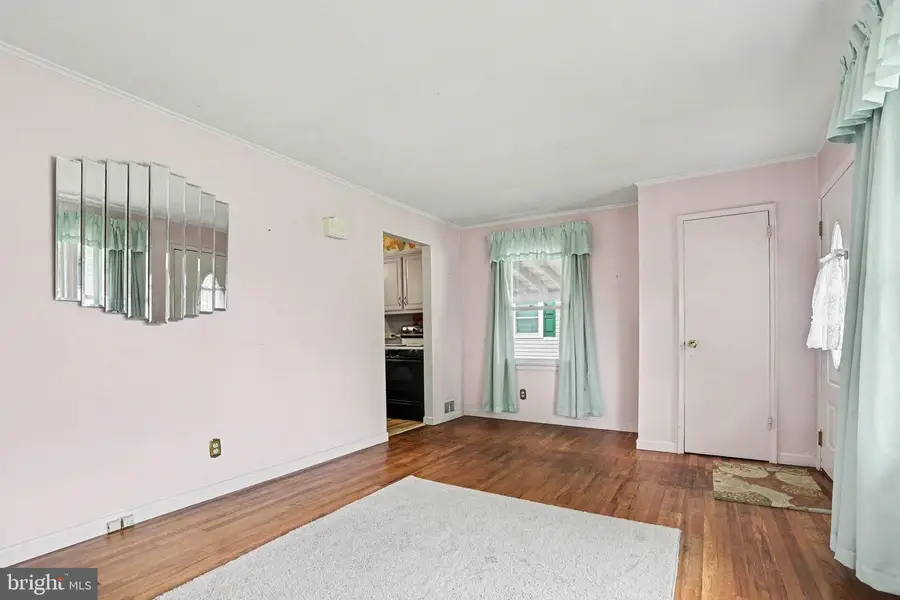 56 Sussex Rd, Camp Hill, PA 17011 - #3