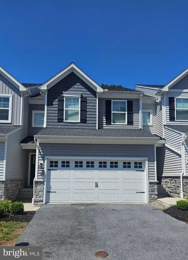 2 Woods Dr, Camp Hill, PA 17011 - #1
