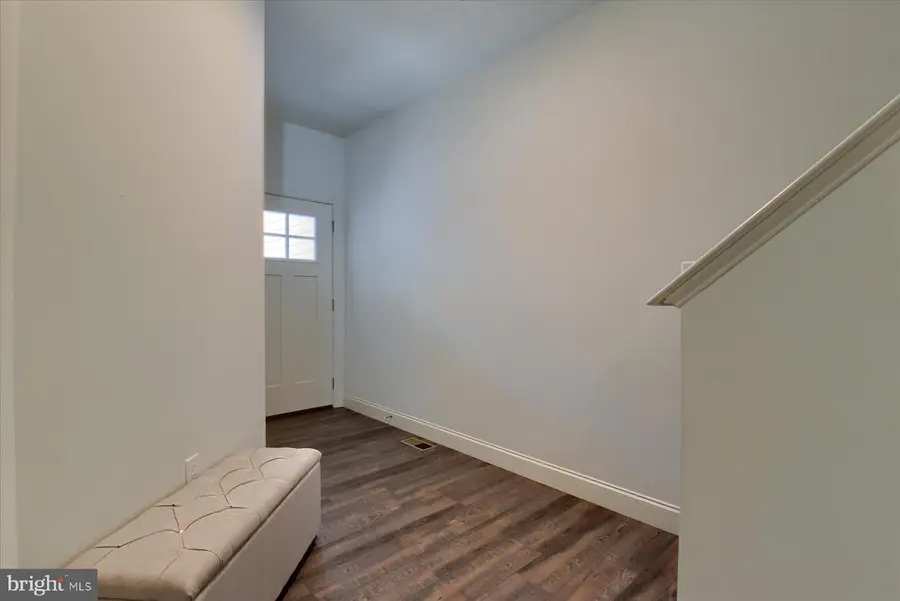 2 Woods Dr, Camp Hill, PA 17011 - #2