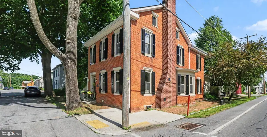 124 3rd St, Boiling Springs, PA 17007 - #3