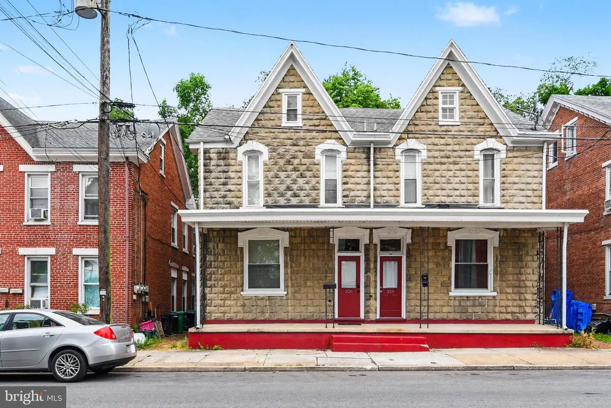 326 N College St, Carlisle, PA 17013 - #1