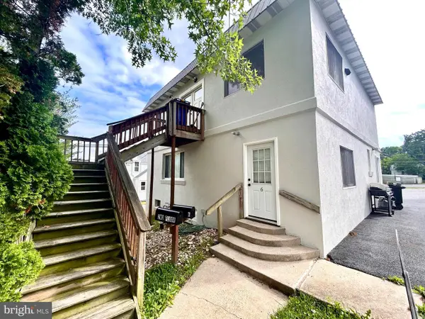 6 S 15th St, CAMP HILL, PA 17011