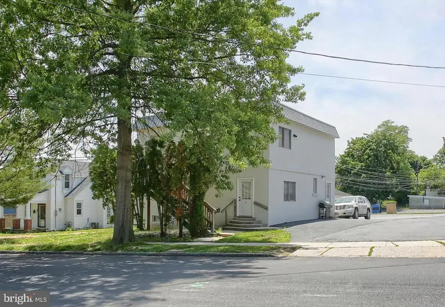 6 S 15th St, Camp Hill, PA 17011 - #3