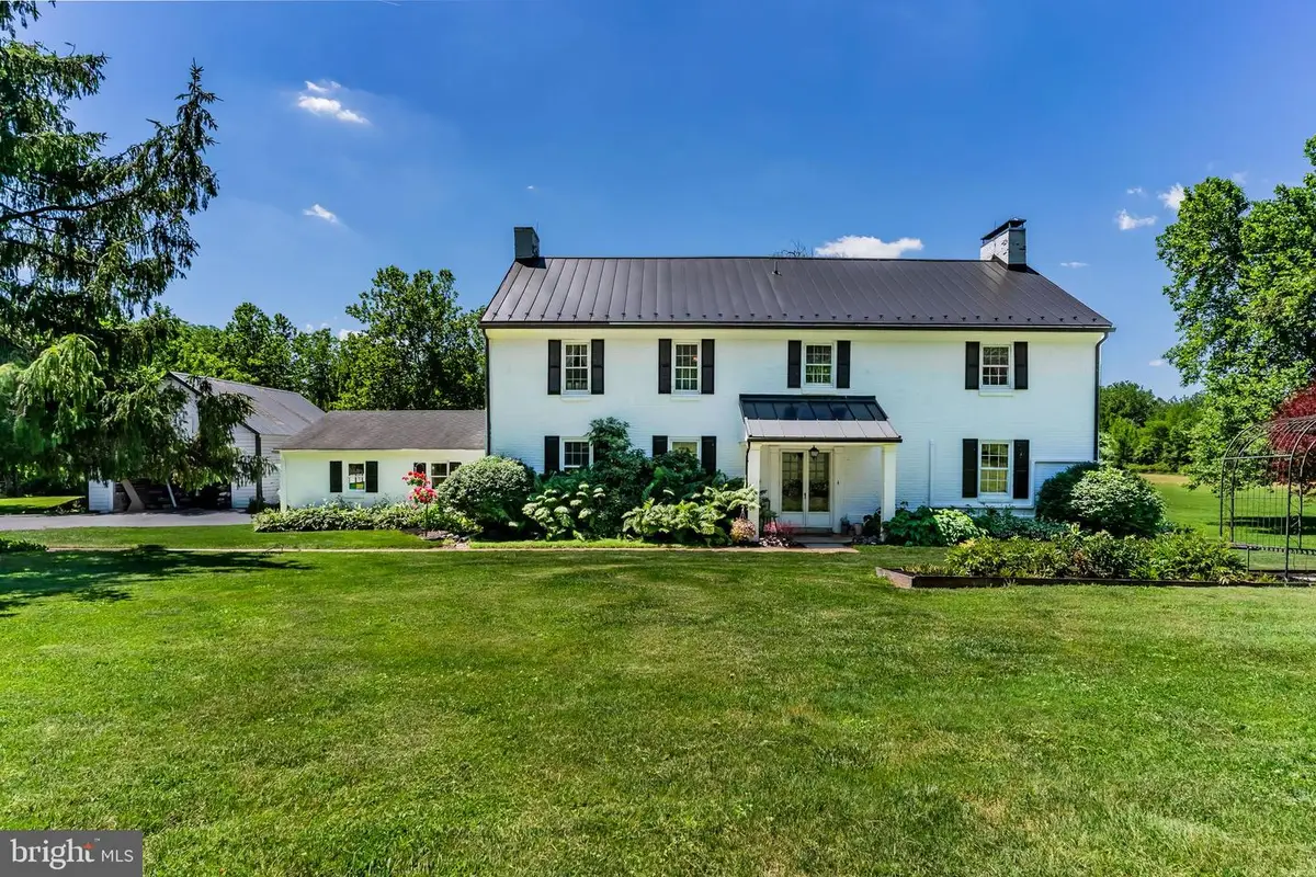 3 Katie Ln, Carlisle, PA 17015 - #1