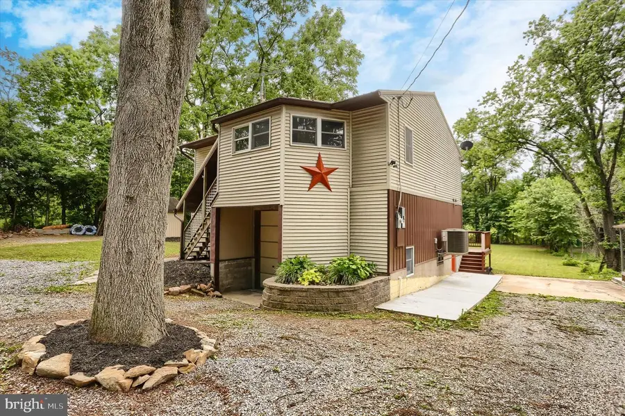 105 Elk Dr, Carlisle, PA 17015 - #2