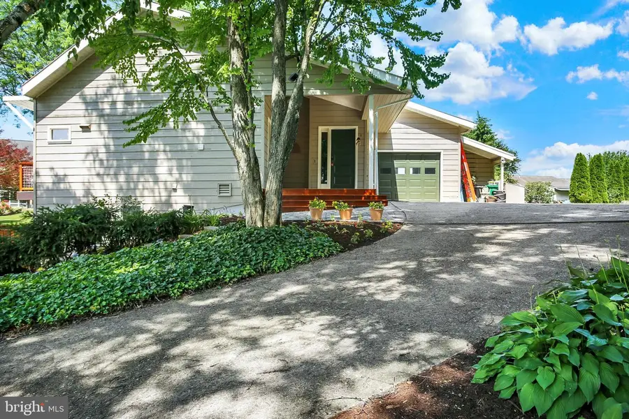 10 Douglas Ct, Carlisle, PA 17013 - #2