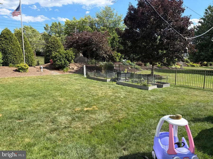 2140 Canterbury Dr., Mechanicsburg, PA 17055 - #3