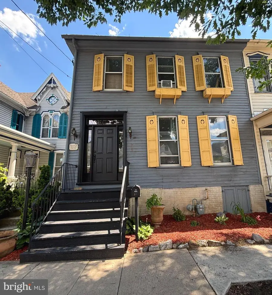 226 E King St, Shippensburg, PA 17257 - #2