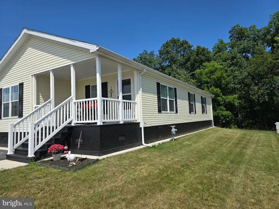 300 Oriole Dr, Carlisle, PA 17013 - #2