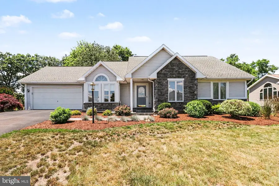 32 Teaberry Dr, Carlisle, PA 17015 - #2