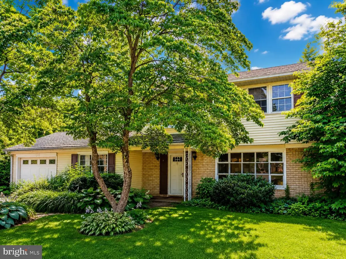 3804 Conestoga Rd, Camp Hill, PA 17011 - #1