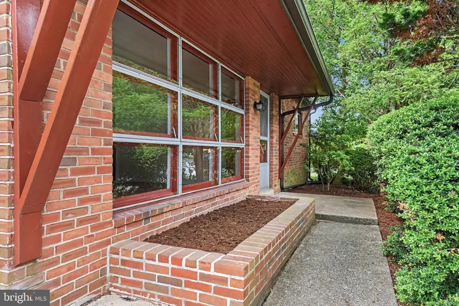 1819 Willow Rd, Camp Hill, PA 17011 - #3