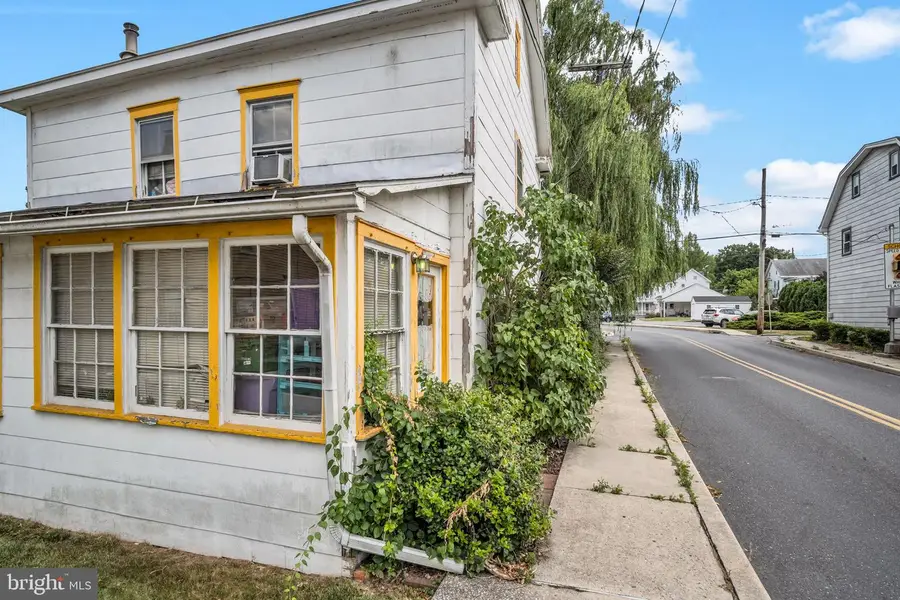 3 S Locust Street St, Shiremanstown, PA 17011 - #2