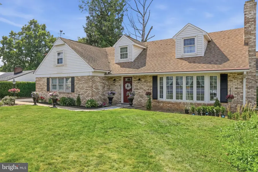 505 Glenn St, Shippensburg, PA 17257 - #3