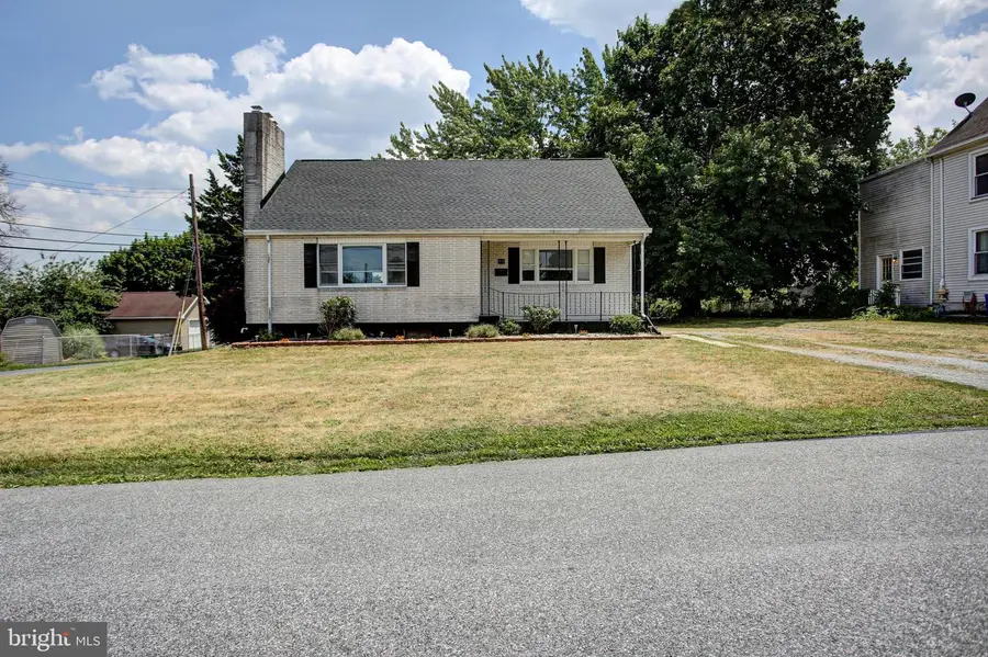 16 E Beale Ave, Enola, PA 17025 - #2