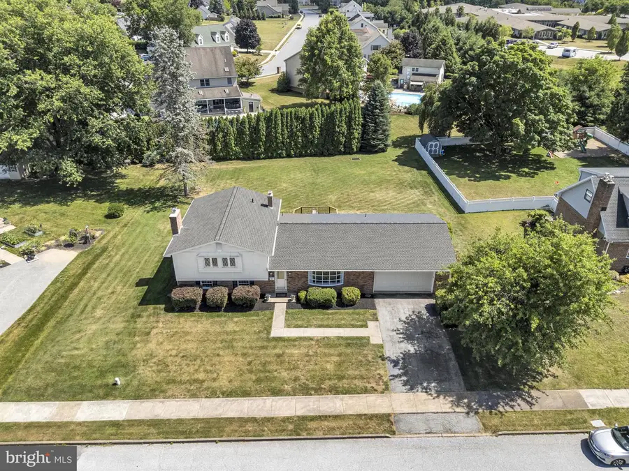 306 E Elmwood Ave, Mechanicsburg, PA 17055 - #3