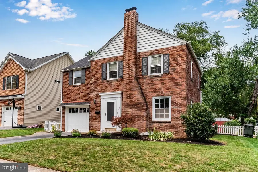 1704 Wyndham Rd, Camp Hill, PA 17011 - #3