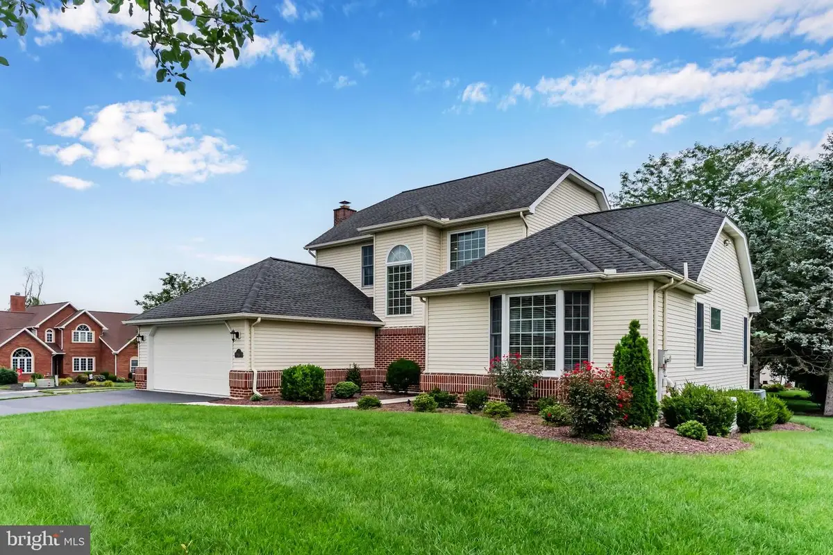 4005 Pamay Dr, Mechanicsburg, PA 17050 - #1