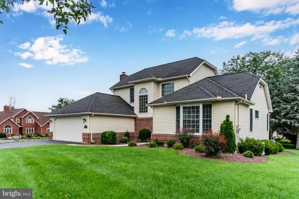 4005 Pamay Dr, MECHANICSBURG, PA 17050