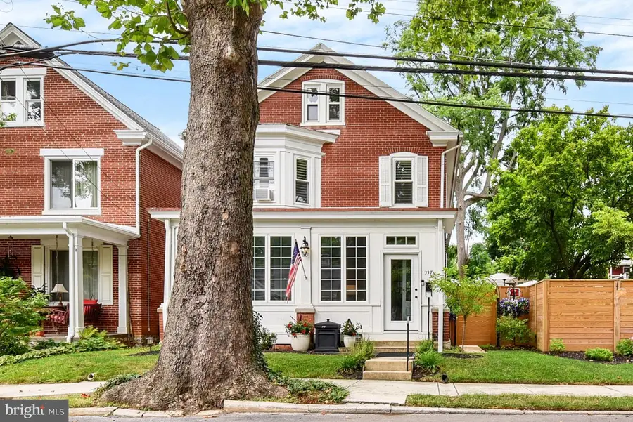 337 Graham St, Carlisle, PA 17013 - #2
