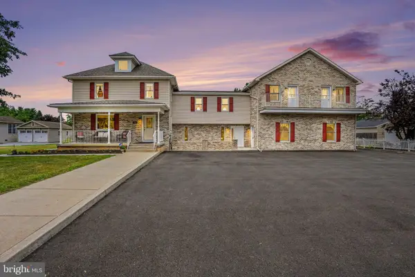 924 W Trindle Road, MECHANICSBURG, PA 17055