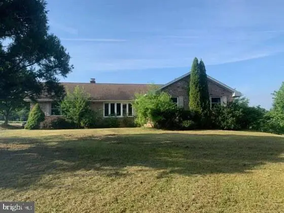 1060 Roxbury Road, Newburg, PA 17240 - #1