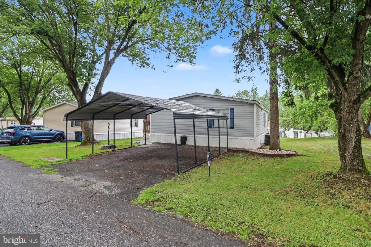 22 Magnolia Lane, Carlisle, PA 17015 - #1