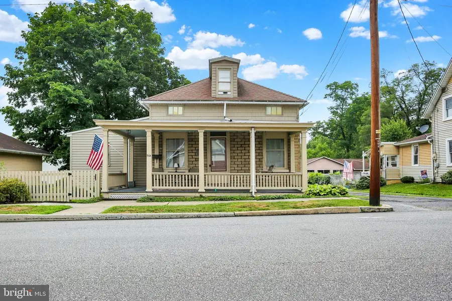 1008 Franklin St, Carlisle, PA 17013 - #2