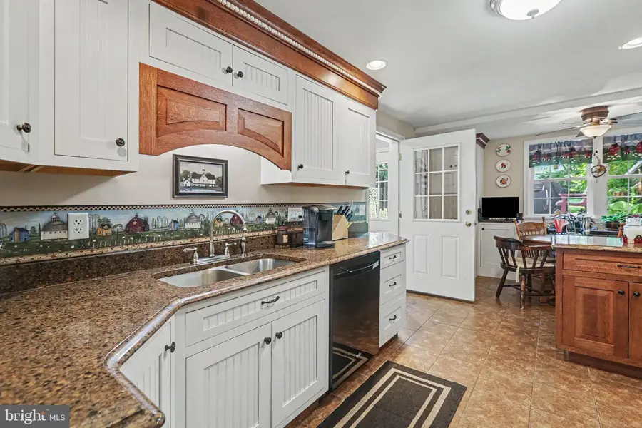 32 Parsonage Street, Newville, PA 17241 - #3