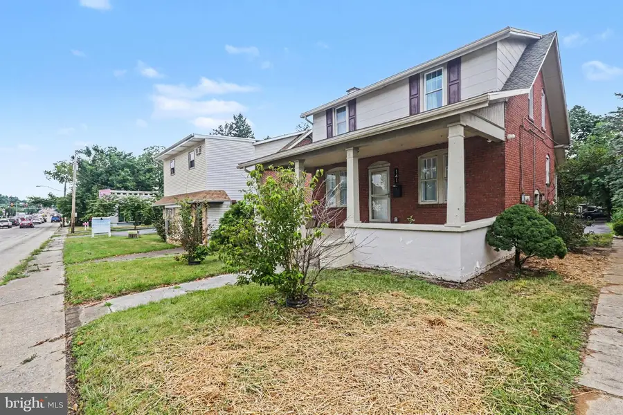 141 S 32nd St, Camp Hill, PA 17011 - #3