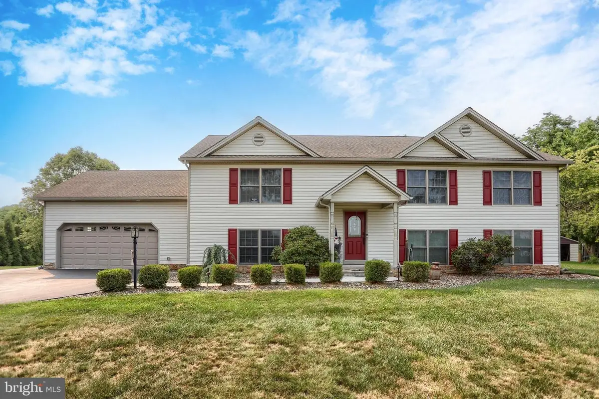 10 David Glenn Dr, Carlisle, PA 17015 - #1