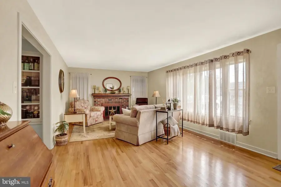 214 Ridge Hill Road, Mechanicsburg, PA 17050 - #3