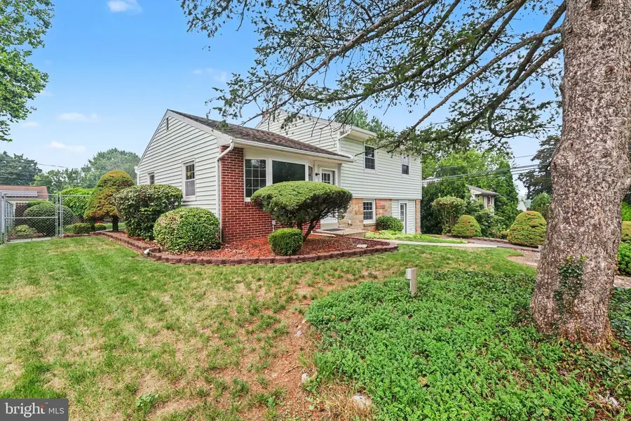 127 Henry Rd, Enola, PA 17025 - #3