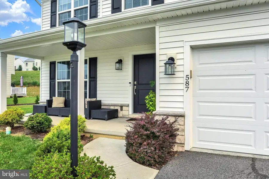 587 Smoke House Dr, Mechanicsburg, PA 17055 - #2