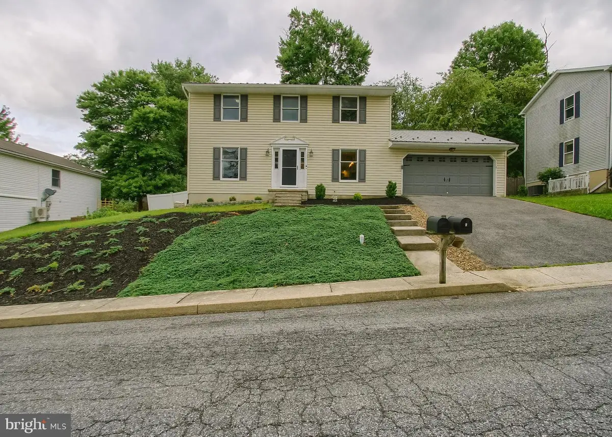 3 Liberty Drive, Mount Holly Springs, PA 17065 - #1